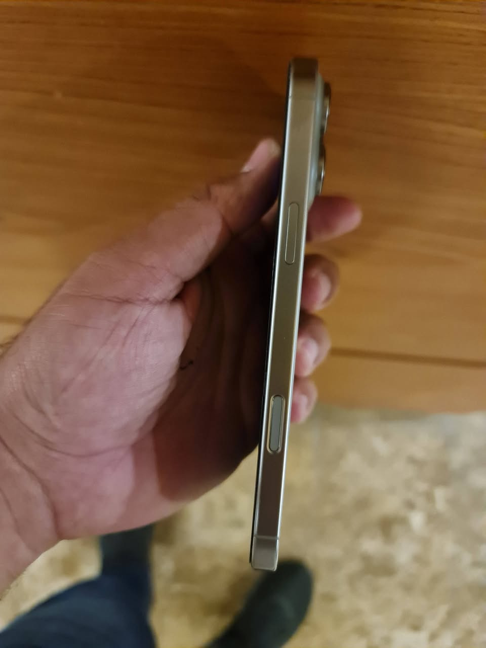 ايفون 16 برو ماكس
شرق اوسط
ذاكره 512
كارتون معاه مطابق
سليم ونظيف 100‎%‎ بدون اي خدش 
شحنه باليوم مره الله شاهد واستخدمه هواي اني
السعر 1400000
*********** واتساب فقط التواصل او خاص
