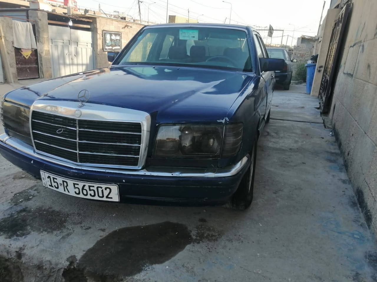 السلام عليكم للبيع مرسيدس جامبو موديل 1991 السياره كير ومكينه بطه 
3000 التبريد ثلج وكف بي فقط كلج مال كمبريسر  تخم تاير جديد باتري جديد السياره نقصها فقط الجوزه مال البك مكان سيارة بغداد سبع البور للتصال ‏‪***********‬‏ ‏‪***********‬‏ بغداد, العراق
