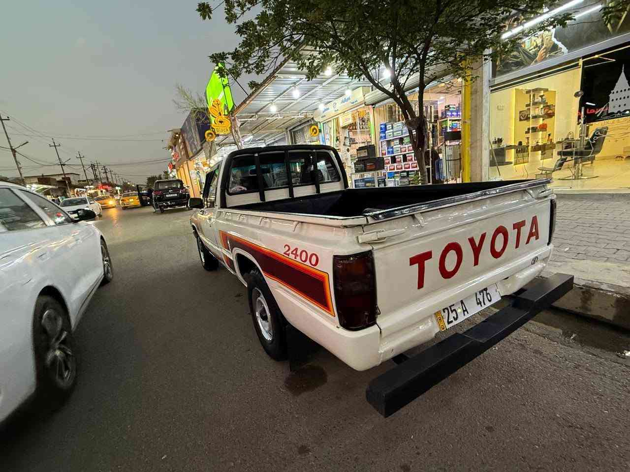سلام عليكم تويوتا بيكب موديل ٨٥ سيارة معمرة جديد محرك كورسيدا كير اوتوماتيك استيرن باور  كير محرك بشرط بدون عيب سيارة تبريد شرط تحويل وغرامة سنوية مشروع وطني لحد ٢٠٣١  كوبون بانزين موجود ورقم مميز عنوان كركوك ***********  سعر ٦٥ ورقة وبي مجال قليل كركوك, العراق
