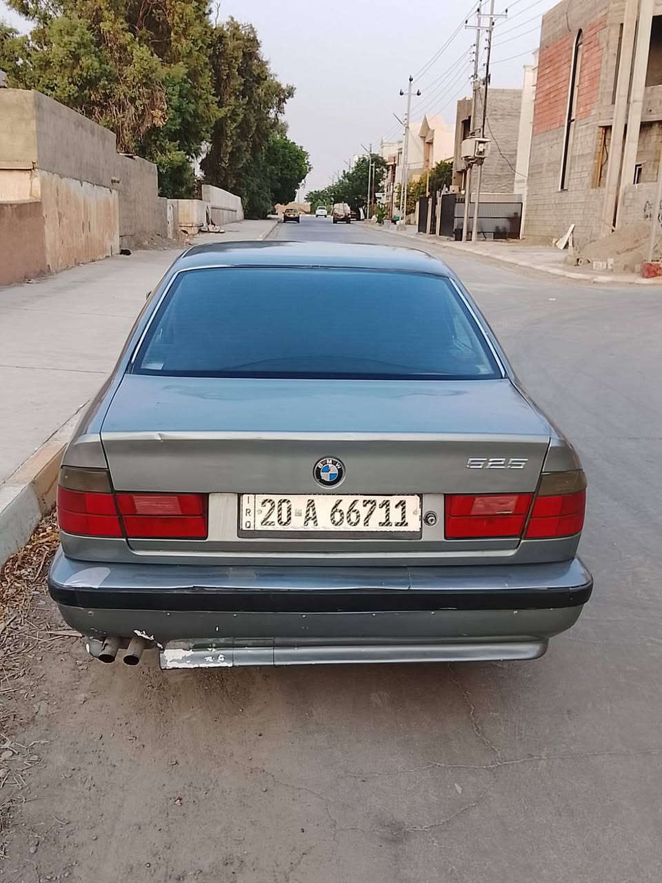 السلام عليكم بي ام موديل 91 اصل معركة امسكر عدل كير عادي رقم ديالى ثاني يوم التحويل تخم تاير جواها باتري جديد صدر امامي خلفي جديد سقف اسلايت مسجل جديد سستم سماعت كهربايات عل وضع الشركه بيها نواقص بصيطه السعر 37 أو مراوس حسب القناعه عنواني ديالى خانقين 
*********** بي وتساب
