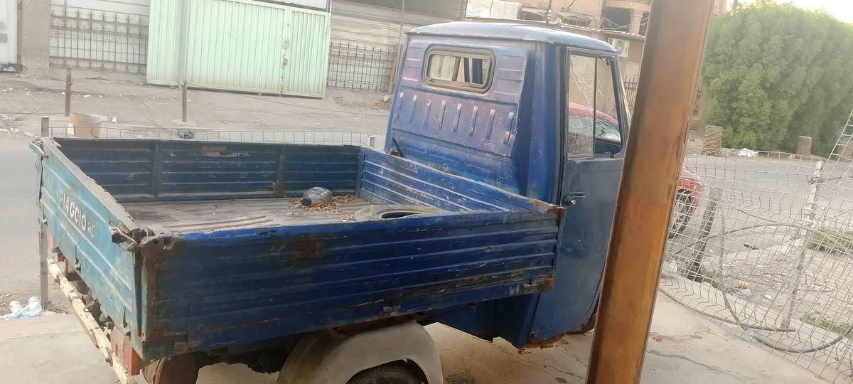 السلام عليكم تكتك بيكم كاز مكينه كاز كهربائيات كله شغاله بس من وحده طفت ماعرف شبيها ابيعها كوم خديد اوراق وكمرك كله تمام والستوته الله شاهذ يعني مال شغل وحلوه كلشي بيها شغاله رايده ب800وبيها محال مكاني باب معظم رقمي ***********
