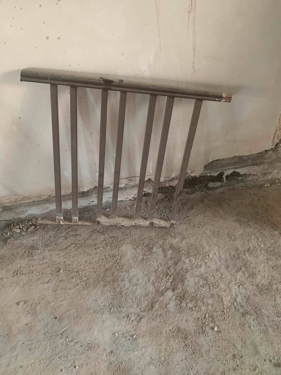 للبيع
بغداد الدورة 
وتساب ***********
