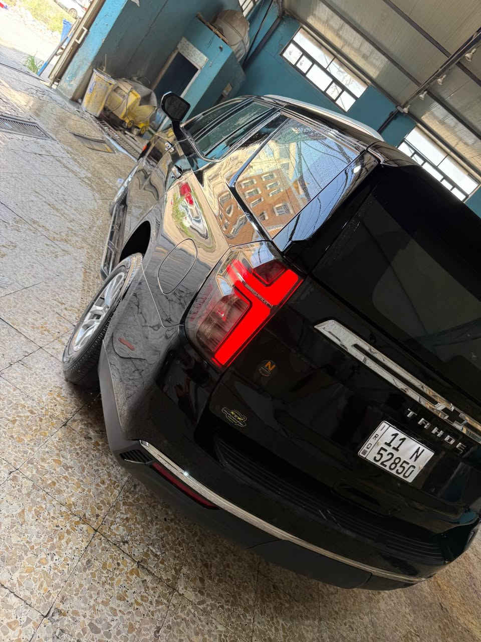 للبيع او المراوس تاهو 2023  LS خليجي وكاله المنصور العلامه الضوئيه
السياره كفالة عامه  ماعدا شخط واحد كير محرك ما مفتوح
الرقم بغداد الجديد  ماشيه 52 الف 
بصمة تشغيل + أبواب بصمة
كشنات كهرباء
شاشه
ثلاجه
كامره
نقطه عمياء
لايتات زنون
داتا شو تنبيه عند الاقتراب من اي شيء
فول تحكمات وانضمه
باقي مواصفات التاهو معروفه
السعر 450وبيه مجال 
***********/ كربلاء كربلاء, العراق
