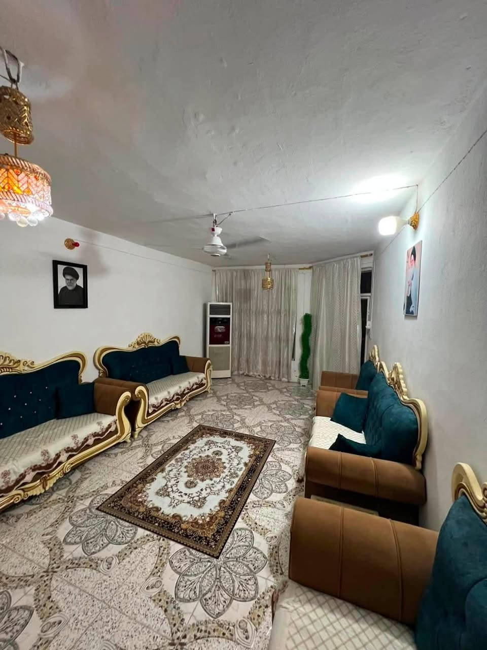دار سكن للبيع  
منطقه/حواس نهاية نزلة شارع جبار الكهربائي قرب المدرسه المساحه ١٥٠ يتكون من طابقين غرفتين نوم وصاله ومطبخ واستقبال وكراج سياره و ٢ حمام داخلي و ١ حمام خارجي و منور خلفي بناء بلوك  حديث البناء

#للاستفسار ☎️
‏‪***********‬‏
***********
***********
#او مراجعه مكتب واحد عقار
#عنوان المكتب 
#منطقه/حواس نزله حسينيه محمد داوود 

اهلا وسهلا🌺
