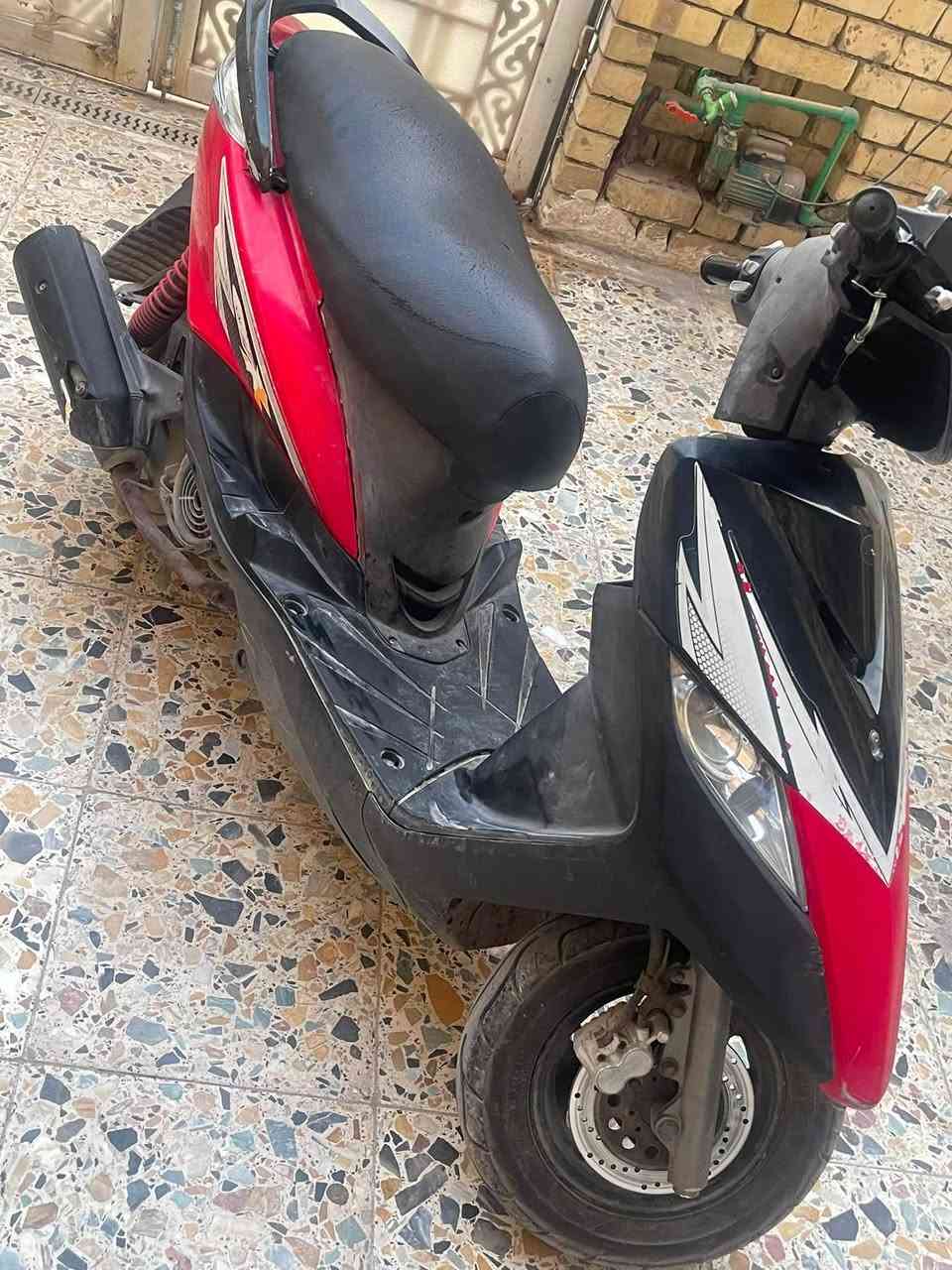 ثعلب رمبه ماخذها مكينه ما مفتوح ابد تجي وتشوفها  اوراقها بيها دراجه كامله مكمله سلف هندر مرتبه كهربائيات اشاير كلشي شغال ب ٦٠٠ وبيها مجال مكاني العبيدي ***********
