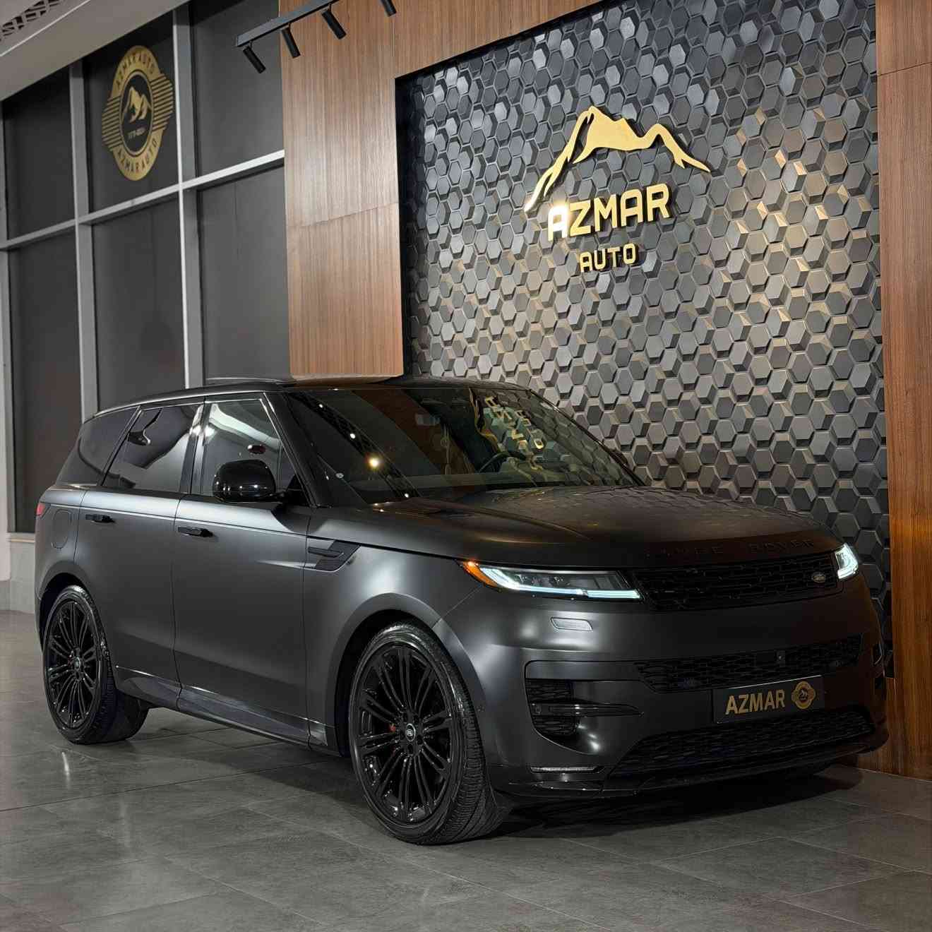 Range rover Sport hse dynamic ⚜️
موديل : 2024
ماشية : 25 الف فقط
كلين تايتل✅
مرقم + مغلف PPF مات + مضلل

فول مواصفات
داخل احمر و بنوراما و ابواب شفط و كشنات تدفئة و تبريد و كامرات ٣٦٠ درجة و داتاشو و رادارات و حساسات و تحكمات كامل ستيرن و انارات داخلية متعدد الالوان و جكات و انضمات قيادة بيها و بعد هواية مواصفات متنذكر

السيارة وارد امريكي كلين تايتل 🔥

مرقم و جاهز تحويل او وكالة بشرط
سعر : 795$ ورقة
للاستفسار : ***********
العنوان : السليمانية المعارض الجديدة شركة ازمر اوتو معرض رقم ٣٤
