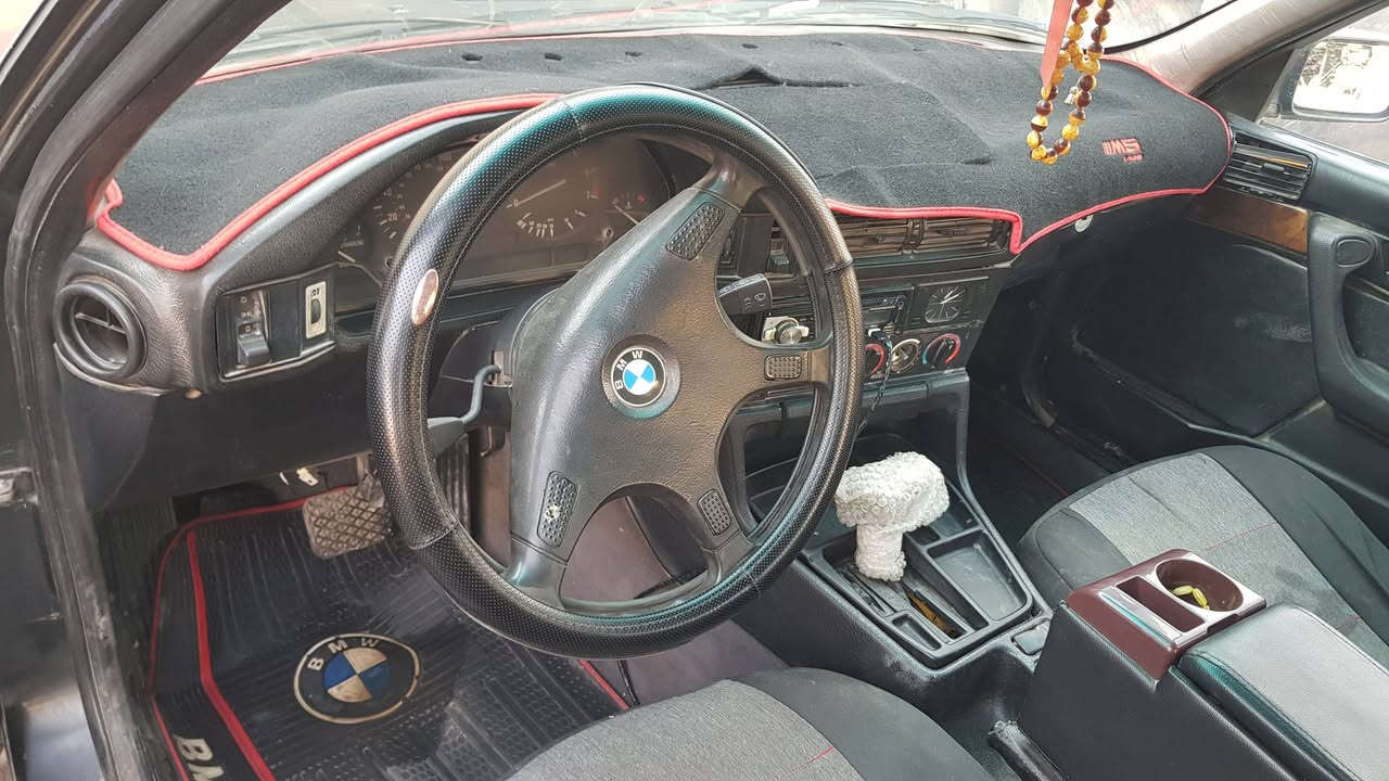 بيم 525 محرك كبس كير توماتيك
موديل 1990
رقم اربيل 
عليها غرامه 330الف تنقص من السعر 
سنويه ساقطه اوجهك مع الشرعي 
سعر 35وبيها مجال 
مكاني موصل
للاستفسار 
***********

*********** واتساب
