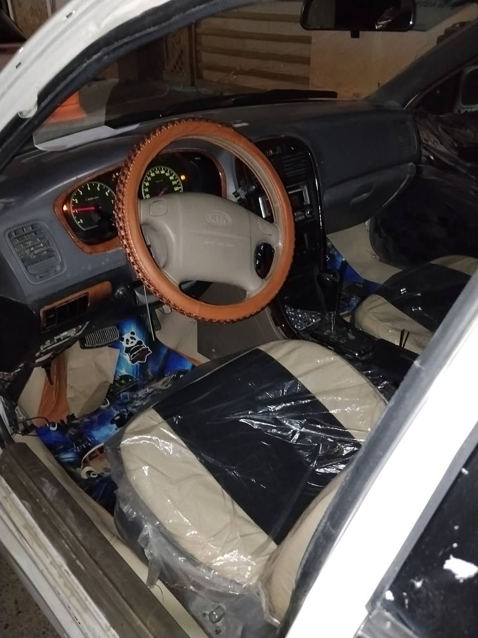اوبتيما الون ابيض موديل 2004 وارد أمريكي سياره جديده  
مكفوله من الضربه وگصه والتبديل كلها ليبل واحد 
صبغ عام جماليه  
محرك 6سلندر محرك وكير جدد 
حداديه جديده 
تبريد نقص گنبريسر ❄️ تدفئه تخم تاير جديد سياره كامله مابيها نقص ابد 
السعر 55 وبيها مجال بسيط حك جيت لخطار 
مكانها الأنبار قضاء الرمادي مركز المدينه 
ترهم مراوس وترهم نقد إقساط ماابيع 
للاستفسار الاتصال على الرقم التالي 
***********

