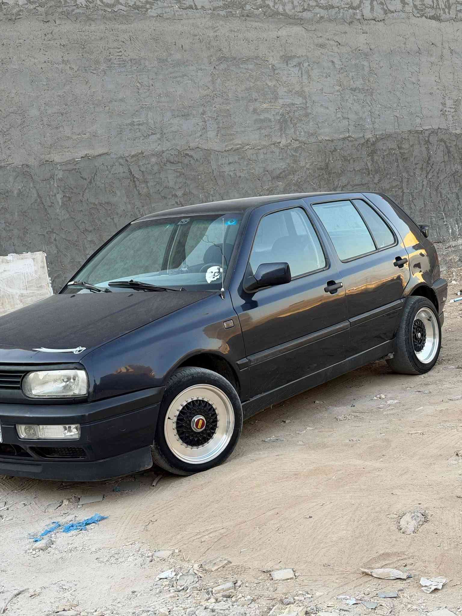 السعر 41 وبيها مجال 
السلام عليكم ورحمة الله
كولف موديل 1992 مكينة 1800 كير عادي
ويل Bbs تو سايز
هزة جديدة رقم جديد
كير كفالة
مكينة كفالة
تبريد شغال
مكاني بغداد التاجيات قرب المرور
تحويل بنفس اليوم
***********
