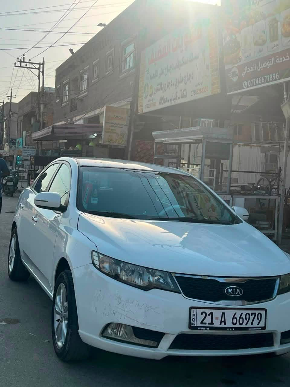 سيراتو ٢٠١٣
نص فول بيه ٣قطع 
صدر جديد تبريد ثلج مكينه كير شرط 
تحويل ثاني يوم
سعر 105 بيه مجال الشراي حك جيه 
سياره عل يديد نضيفه تخبل احلا من صور 
مكان بغداد الغزاليه
***********
