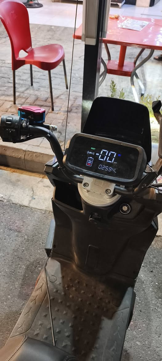دراجه كهربائية بطاريت ٦ دراجه فول مواصفات السعر مليون . ٢٠٠
اوراق كامله 
تواصل ***********
