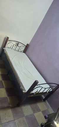 جربايه مع الدوشك للبيع ٤٠ الف ٠٧٧١٣٦٦٥٢٥٥