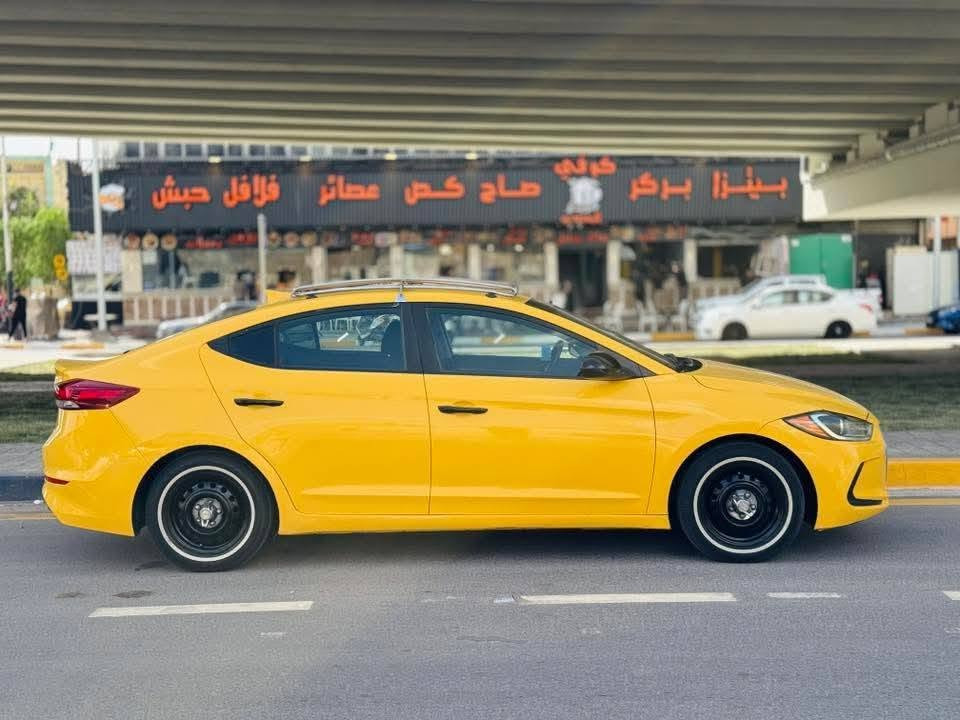 سلام عليكم للبيع النتره 18 وارد امريكي مكينه الفين دوش كير اي تي السياره خير من الله من حداديه جديده تخم تاير جاهزه للخير حادثهه تبديل باب الخلفي عكس السايق او الباقي كله ليبل واحد تبريد ثلج 
رقم بغداد بسمي شخصين مداور ثاني يوم 
علمن السياره بدون سوبايه 
السعر /118 او بيهه مجال 
مكاني كربلاء 
***********
رجان الموشراي لايتعبني  تعجبك السياره تعال او تشلع عيوني
