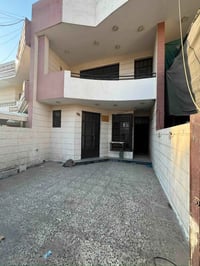 السيـديـة • ١٣٠م • كراج سيارة