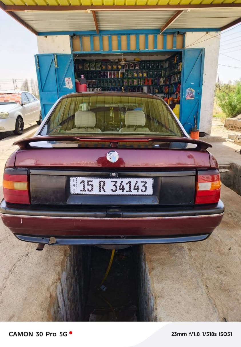 السلام عليكم وبل فكتره البيع
مديل 91 رقم انبار سنويه ال 31 مشروع وطني 
سياره حلوا وجاهزه كير وتماتيك 
كهربايات كله شغاله مابيه اي نغص 
مكان السياره نجف حيدريه خان النص 
سياره معروضه 33 وبيه مجال حك الجيه 
وبيك خير وتدلل 
 رقم صاحب السياره ***********
موجود واتساب
