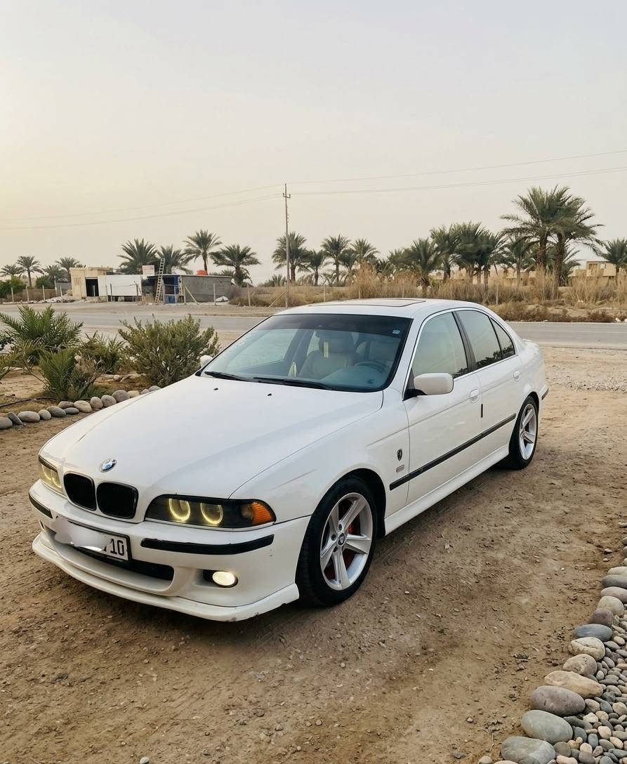 السلام عليكم
صقر 735 مديل V8  96 اصل
كير  مكينه جدد 
كهربائياته كله شغاله 
باتري جديد 
 تخم تاير جديد 
جام كله شغال
لايتات منضومه زنون
سياره جاهزه مال جناي ربع ما تخسر عليه 
رقم سليمانيه انكليزي باسمي
السعر 75 بيه مجال
الرقم ***********
