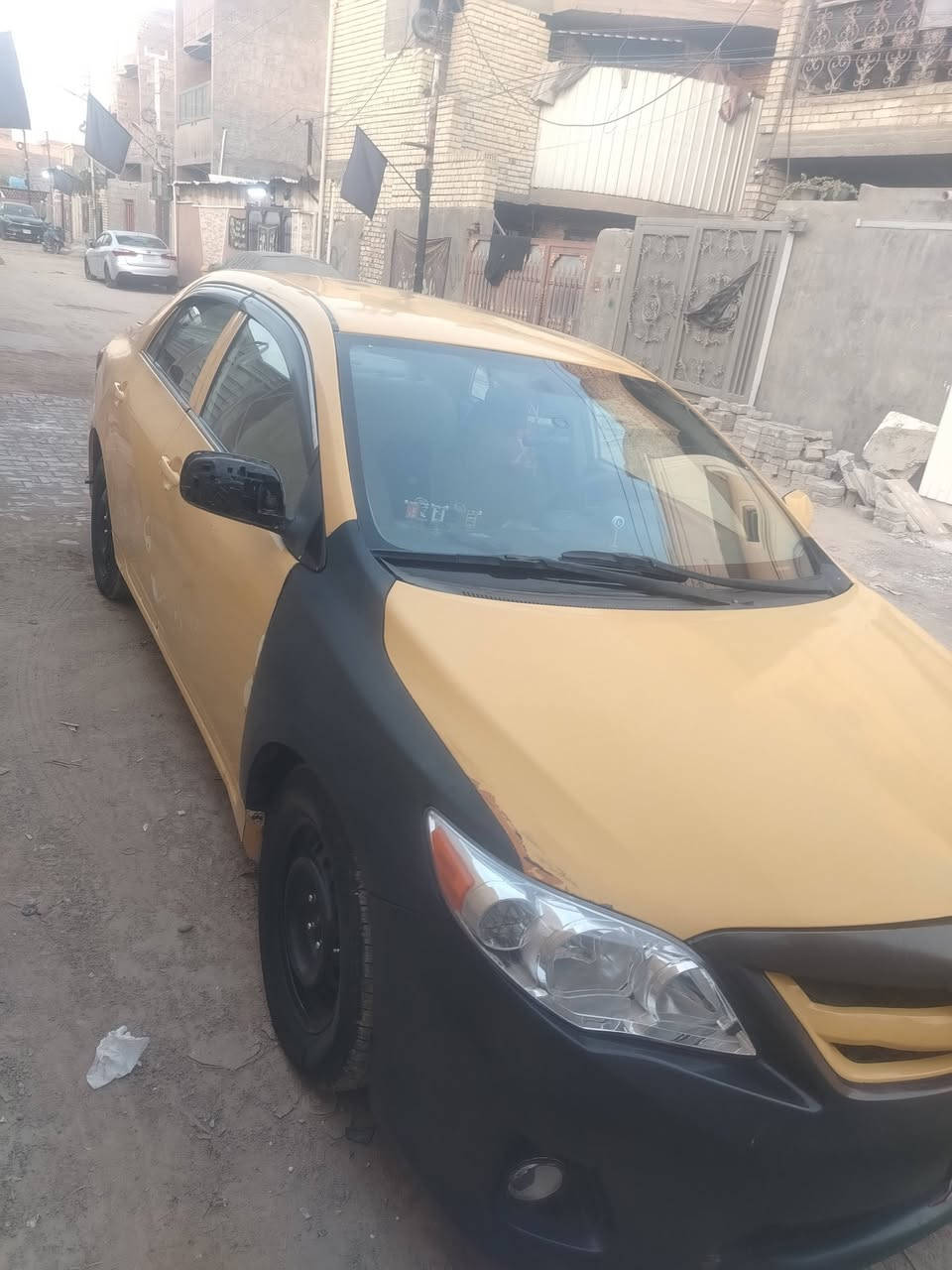 سلام عليكم
كورله مديل ٩ محدثه ١٣ والمكينه  مال ١٩  مال كصه   مصفره هيأه وغرامات رقم انكليزي  بيها جاملغات ٢  بدون دواخل

 مكفوله من الغد والشواصي

باتري جديد منضومه تبريد جديده

صدرها تعبان ٥٠%

٧٧ وبيها مجال حك الجيه السياره بأسمي تحويل ثاني يوم  بغداد الشعب ***********
