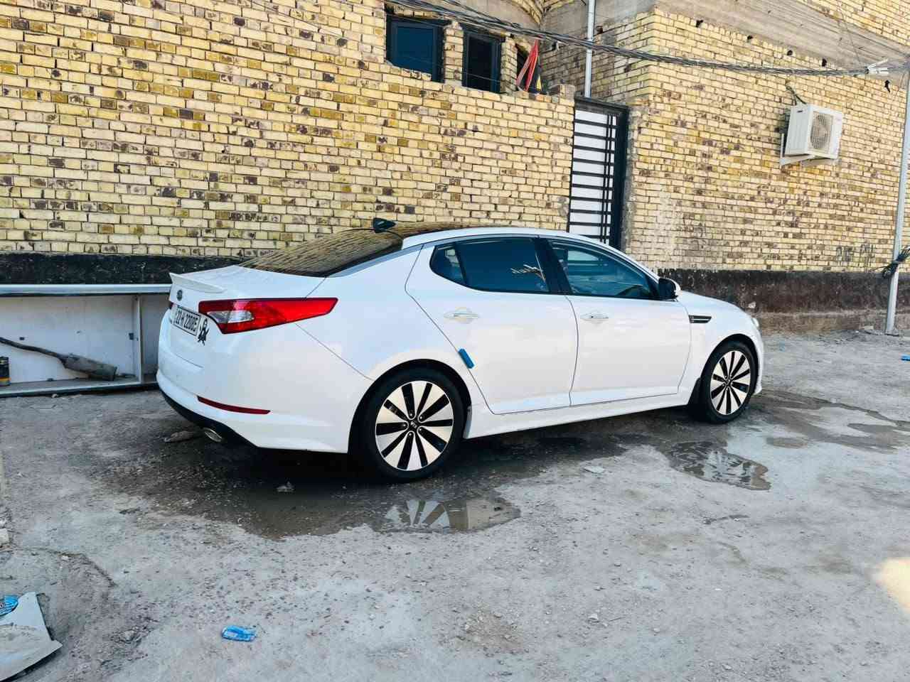 السلام عليكم كيا أوبتيما 2012خليجي ابيض صدفي فول مواصفات واحد علا واحد رقم اربيل بسمي مداور ثاني يوم ماعليه كل غرامه مصفره سنويه ما ساقطه بعد 6اشهر تسقط سياره مكفوله عده باردات بسيطات السياره عليه إدامه  كامله من كلشي جاهزه 
السعر 135 مايعجبك السعر اعبرها كلشي موجود بالسوك
***********
