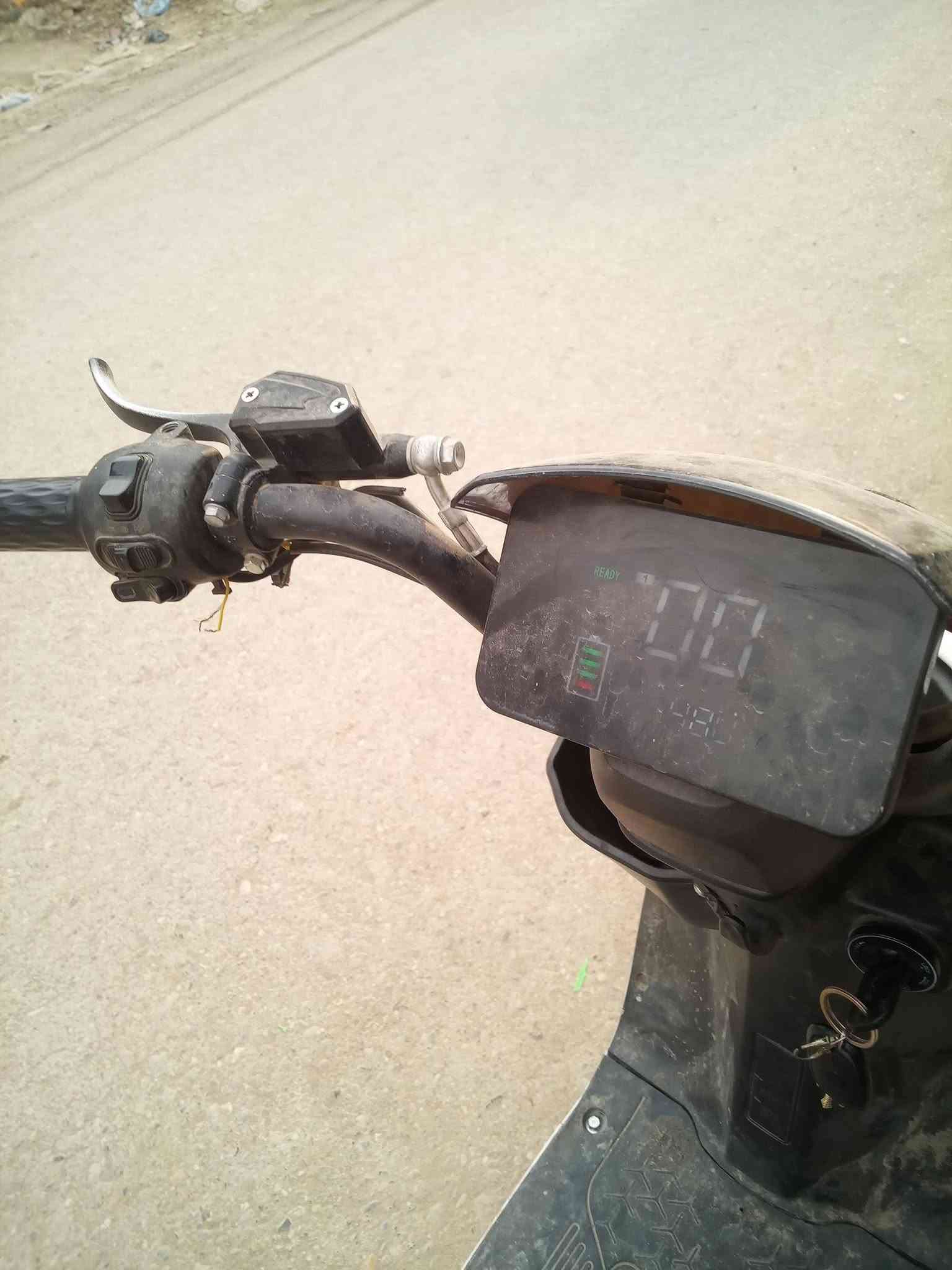 دراجه شحن • بطاريات اربعة • الهورن