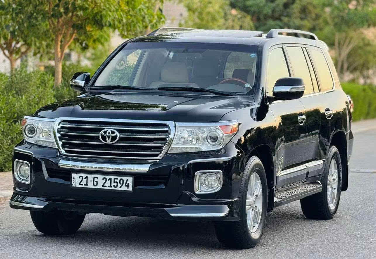 سلام عليكم ‎
 TOYOTA    .
LAND CRUISER
GX.R   V8 
الون: black
موديل: 2014
‎المواصفات
8 ايرباكات
3 قطع تبريد
اسلايت بصمه‎
‎تحكم ستيرن
‎تثبيت سرعة 
‎اشايربالمري
نظام ايكو
‏‎لايتات زينون بلادي
‏‎كشنات مخمل
تشغيل عن بعد ‎‎ 
حساس امامي خلفي
رقم سليمانية شرط تحويل 
كفاله من صبغ 
فقط جاملغ امامي امبدل بلادي              
صور السونار موجودة 
السعر 385 وببها مجال حك الجيه 
المكان بغداد الصالحية

***********

