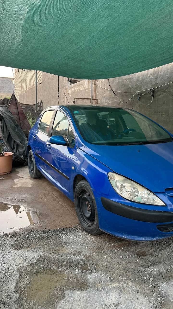 للبيع بيجو 307 2005
سيارة جاهزة كير مكينه بلادية بدون نقص التبريد فقط غاز
رقم بغداد انكليزي ب اسمي 
السعر 35 وبيها مجال بسيط مستعجل ع البيع مكاني بغداد اليرموك خابرني وتعال شوفها ما متواجد ع الفيس نهائيا
***********
