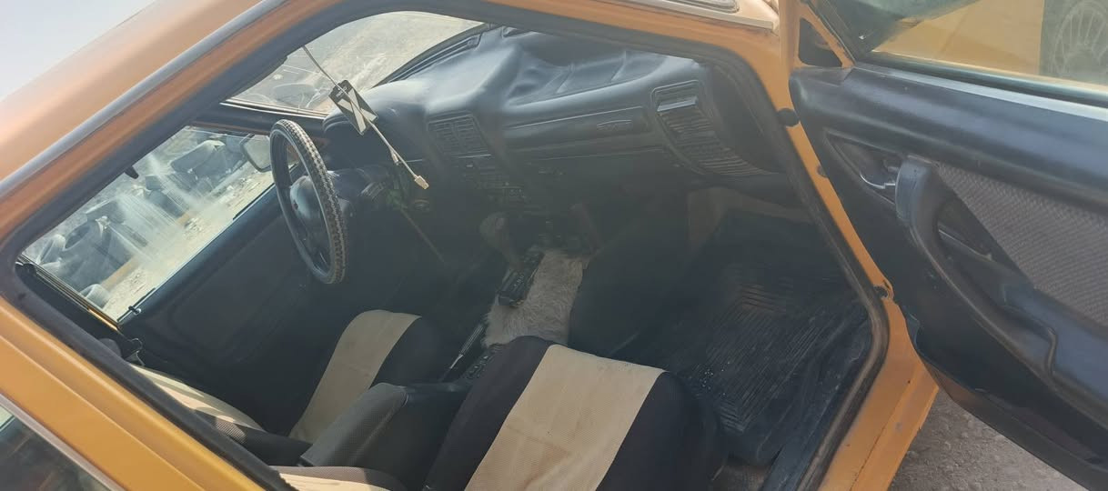 سلام عليكم  فولكه للبيع مكينه وكير ونجي رقم ذي قار كهربايات شغله محوره من الطول ال طول سيدان  راعيه بلسوك سعر 19 وبيه مجال قليل  
***********

