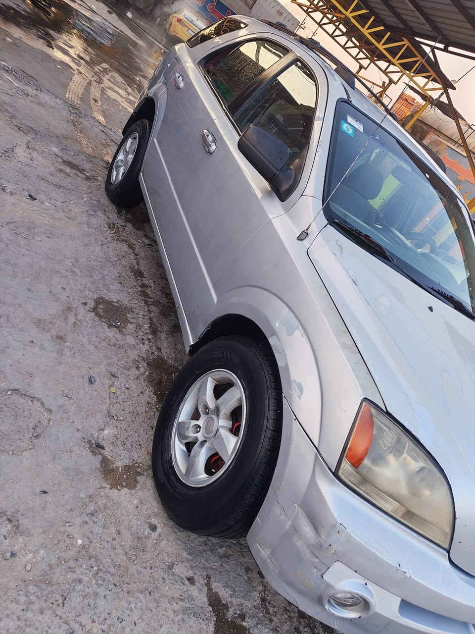 سلام عليكم للبيع سورنتو موديل 2006 رقم بغداد بسمي تحويل مباشر بيها صبغ حزام مكينه سته سلندر ٣٣٠٠ بيها تبخير  تبريد يرادله غاز سعرها ٦٨ وبيها مجال قليل ***********
