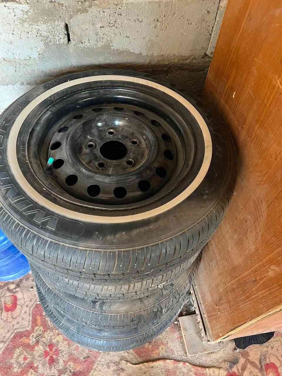 تايرات وياله تحويره مال مارده لحجم ( 14) لبيع***********
