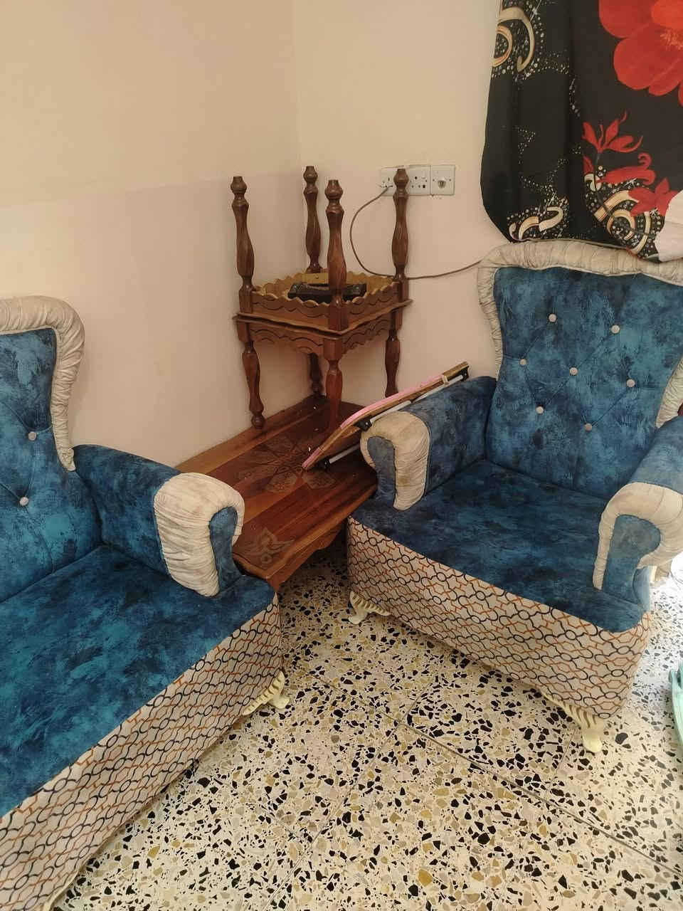 سلام عليكم
تخم قنفات ٢ كبار ٢ صغار وحده وسط مع طبلات ٢ صغار وحده كبيره سعرهن ٣٥٠ الف
ميز المنيوم كبير طول مترين و٨٠ سم
عرض ٩٠ ارتفاع ٩٠ السعر ٨٠ الف
مكاني الفلوجه حي الشهداء قرب جامع الشمري
رقمي ***********
