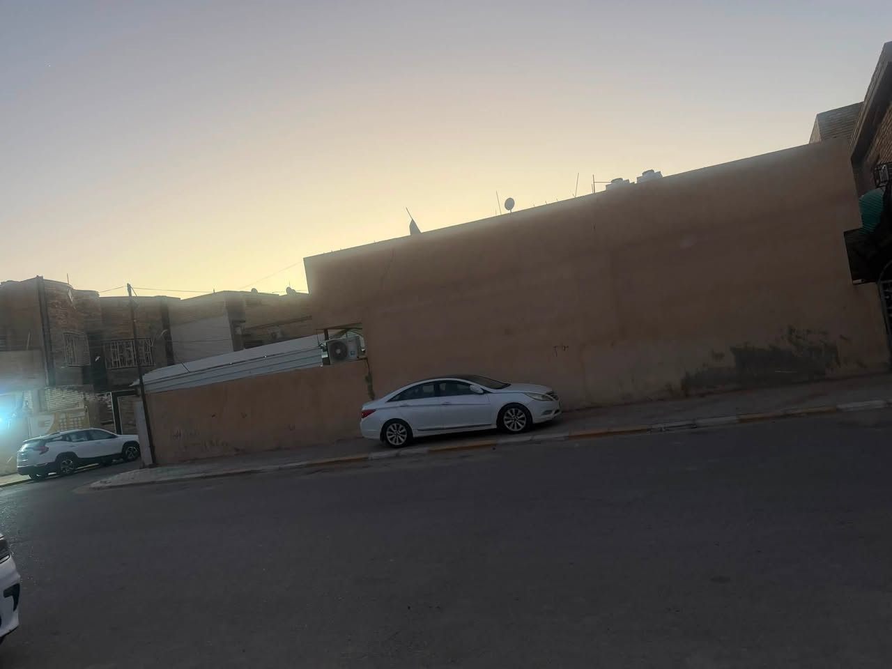 كربلاء • ركن على شارعين • ٢٠٠م