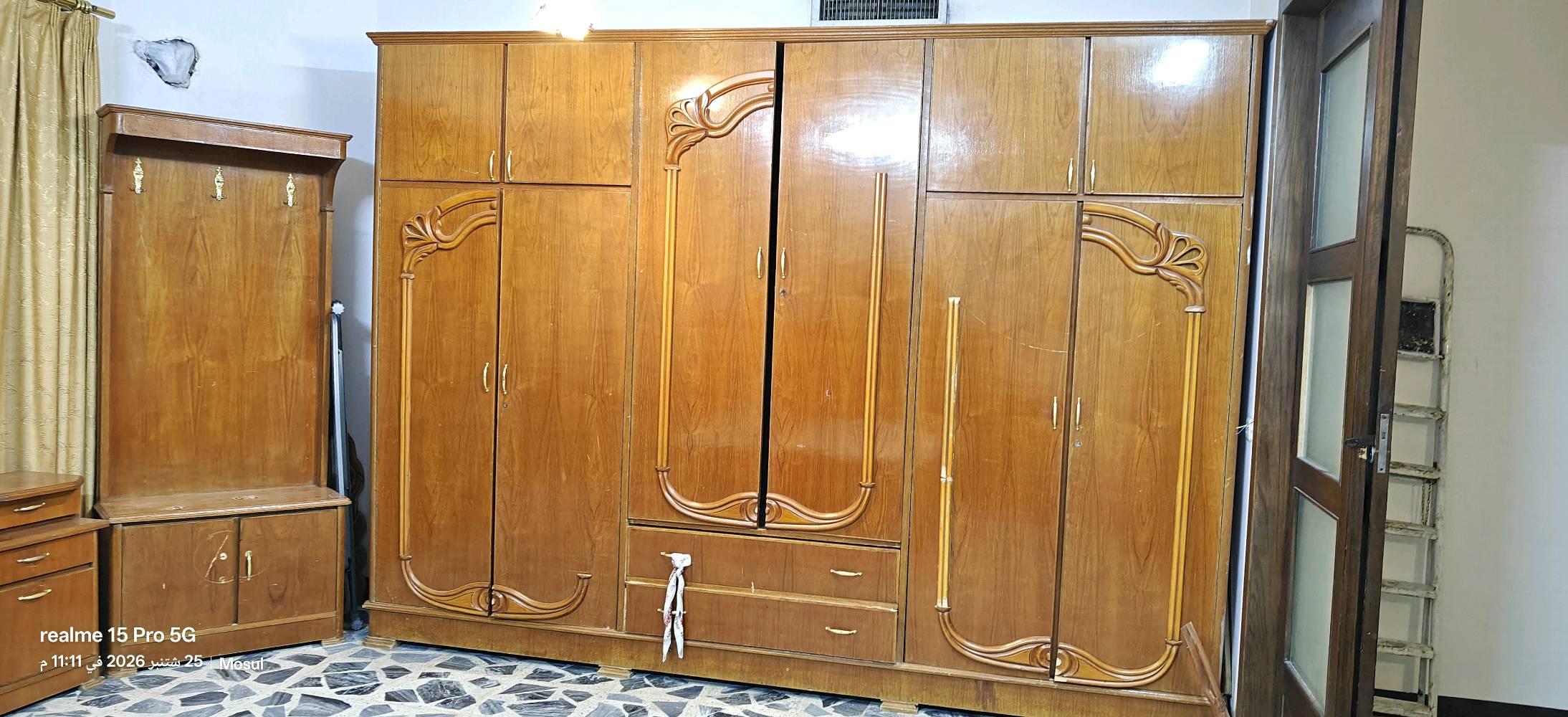 غرفة نوم ٧ قطع • دوشك ضغط عالي • حالة متوسطة
