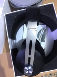 Sennheiser Momentum 3 • جديدة • عزل ضوضاء