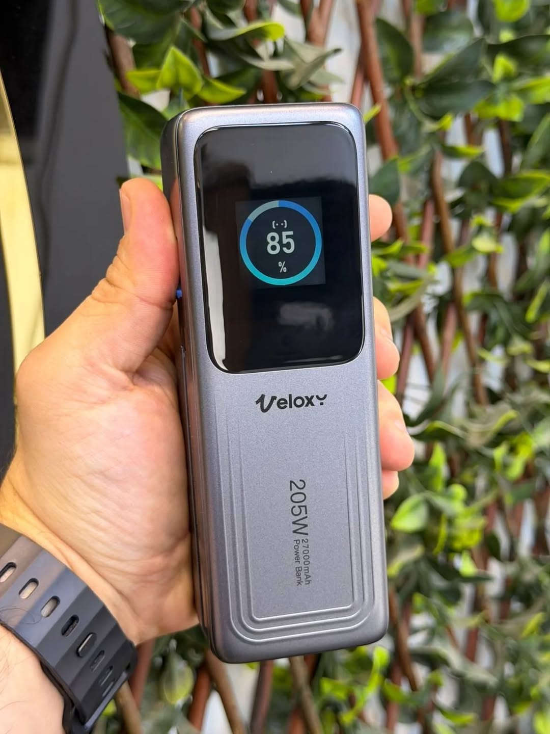العملاق البريطاني وبضمان سنة كاملة 
شاحن طوارئ حجم 27,000mAh وبقدرة 205w
شاشة لعرض الواط المستهلك على كل منفذ
ثلاث منافذ للشحن + كيبل تايب سي مدمج قابل للازاله

————————-

السعر  ٨٩  الف

————————
توصيل كل العراق ٥ الأف 
————————-
للحجز او الاستفسار المراسله على الواتساب

***********

***********

————————-

العنوان شارع فلسطين مجاور الكوخ 
مكتب H&H
————————-
رابط جميع برامج التواصل 
https://heylink.me/hussein.handh/
————————-
رابط الانضمام لكروب الواتساب

https://chat.whatsapp.com/FvFJNN4B3DU3r8Zw96uhig?mode=gi_t

رابط الانضمام لقناة الواتساب

‏ https://whatsapp.com/channel/0029VbCZofYISTkPK9NW1729
