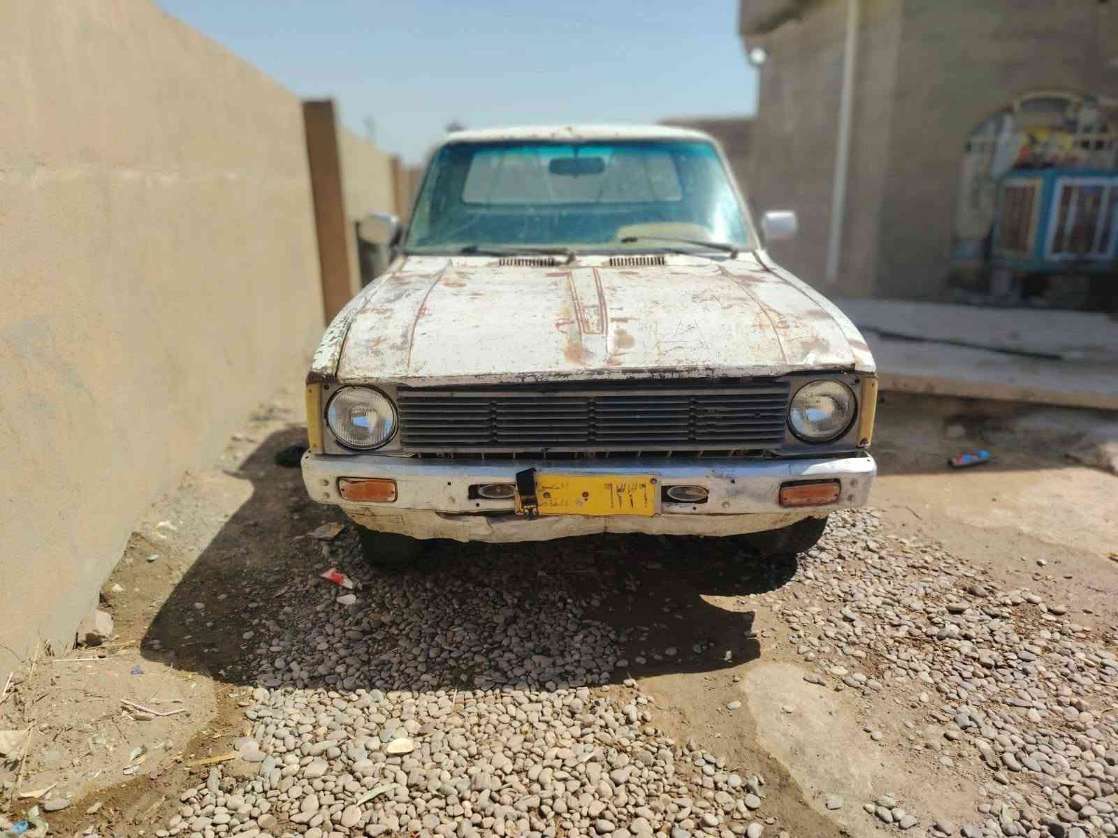 السلام عليكم ورحمه الله متاح ثمانينيه جاده للبيع رقم تاميم مميز وبطاقة بنزين وشرط التحويل والوكاله 
محرك جديد گير عادي جديد تبريد شتوي 
تدفئه صيفيه شاصي جديد بدون خياس اكسل جديد 
والگشر شوف العين بيه بعظ الحزاز ولكن بدون خياس 
وتخم تاير فوگ نص العمر وباتري جديد 
دوشمه جديده وكافي خلصن المواصفات 
خابر وتدلل 
 ***********
