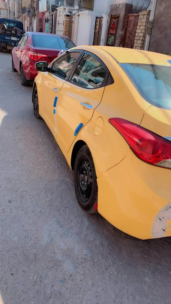 سلام عليكم النترا ٢٠١٣ كير ومحرك وحدادية كفالة مكينة شادها جديدة فول وصل ضمان بيها مكينه 2000دوش المرغوب شرط الكفالة حادثها خشم البنيد بدون دواخل بدون ايرباك سيارة جديدة حتى شغل ما اشتغل بيها بسمي رقم نكليزي منضومة زنون جديدة مواصفاتها السعر ٩٢وبيها مجال قليل 
شاشه 
تحكم استيرن 
كامره 
نضام ايكو 
حساسات 
اشاير بلمري 
مكاني بغداد حي اور ***********
