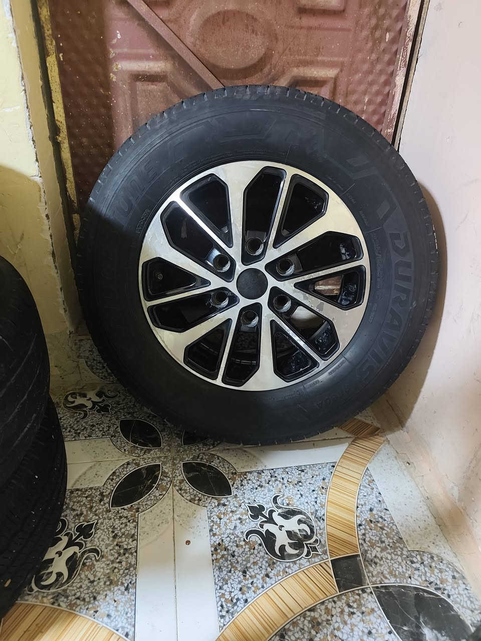 ويل للبيع 16 هو وتايراته 450. ***********
