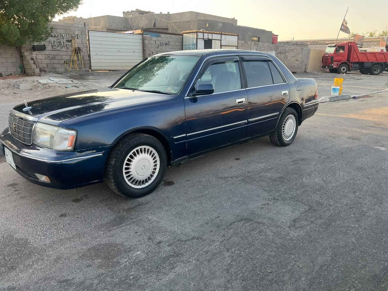 سلام عليكم.  راس الثور  مكفوله  كص اونقل   موديل 99  رقم بصره مشروع وطني جاهزه تبريد شغال  كلشي جاهز بيه عنوان زبير *********** سعر 55
