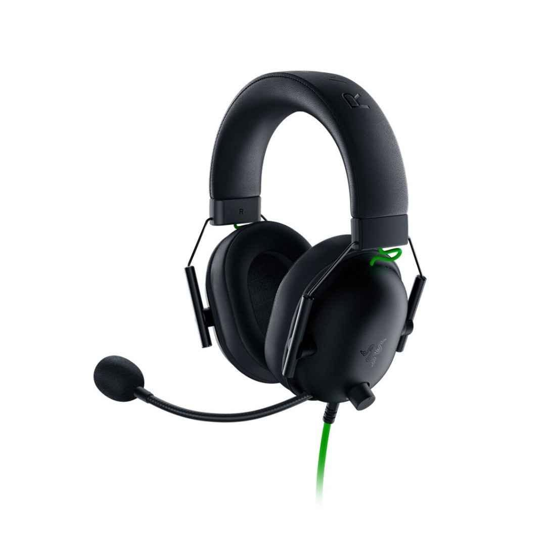 عروض مميزة على سماعات Razer BlackShark V2 X المخصصة للألعاب

لتجربة أداء صوتي دقيق واحترافي، تتوفر الآن سماعات Razer BlackShark V2 X. هذا الموديل مصمم خصيصاً لتلبية احتياجات اللاعبين (Esports) بفضل مواصفاته العملية، مما يجعله خياراً ممتازاً للشراء الفردي أو لتجهيز صالات الألعاب بكميات كبيرة:
المواصفات والتفاصيل:

 * نظام صوت Tri-Force بمقاس 50 ملم: يوفر توزيعاً دقيقاً للصوت (الترددات العالية، المتوسطة، والمنخفضة) لتجربة استماع واضحة جداً وتفاصيل دقيقة في الألعاب.

 * صوت محيطي 7.1: يتيح لك تحديد اتجاهات الصوت ومواقع الخصوم داخل اللعبة بدقة عالية، مما يعطيك أفضلية في ألعاب التصويب.

 * ميكروفون HyperClear Cardioid: ينقل صوتك بوضوح تام مع تقنية تقليل الضوضاء المحيطة، لضمان تواصل فعال ومستقر مع فريقك.

 * عزل صوتي متقدم (Passive Noise Cancellation): تصميم وسادات الأذن يغطي الأذن بالكامل ليعزل الأصوات الخارجية ويمنع التشتت.
 * راحة فائقة ووزن خفيف: تصميم مريح بوزن خفيف جداً، مخصص لجلسات اللعب الطويلة دون التسبب بأي ضغط أو تعب.

 * متعددة الاستخدامات: تعمل بكابل 3.5 ملم، لتتوافق بسهولة مع أجهزة الكمبيوتر، وأجهزة الكونسول (PlayStation, Xbox)، والهواتف.
فرصة ممتازة للحصول على جودة عالية وأداء موثوق بأسعار تنافسية. (يتوفر لدينا إمكانية بيع كميات كبيرة بأسعار خاصة).

📍 الموقع: السليمانية
💰 للحجز أو الاستفسار، يرجى إرسال رسالة مباشرة السليمانية, العراق

نص مكتوب في الصور:
- RAZER LIFETIME
- TRI-FORCE 50 MM DRIVERS
- HYPERCLEAR CARDIOID MIC
- RAZER BLACKSHARK V2 X
- MULTI-PLATFORM WIRED ESPORTS HEADSET
- ADVANCED PASSIVE NOISE CANCELLATION
- LIGHTWEIGHT COMFORT
- 7.1 SURROUND SOUND
- 3.5 MM JACK
- FOR GAMERS. BY GAMERS.
