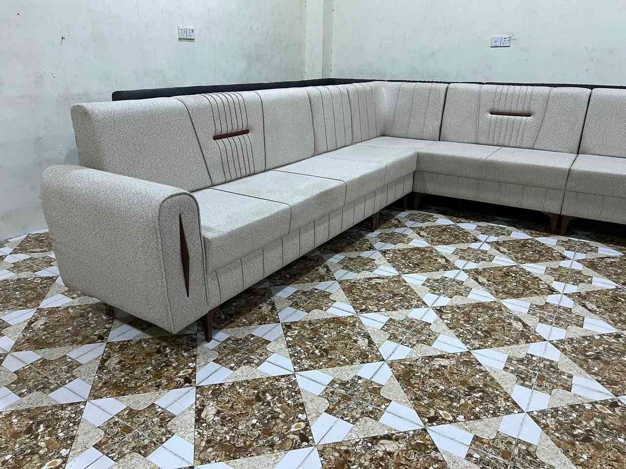 ئةم زاويية ١٠نةفةريية
بؤفرؤشتن لؤكة بةكارنةهاتووة
ژم***********
شوين كةلار
