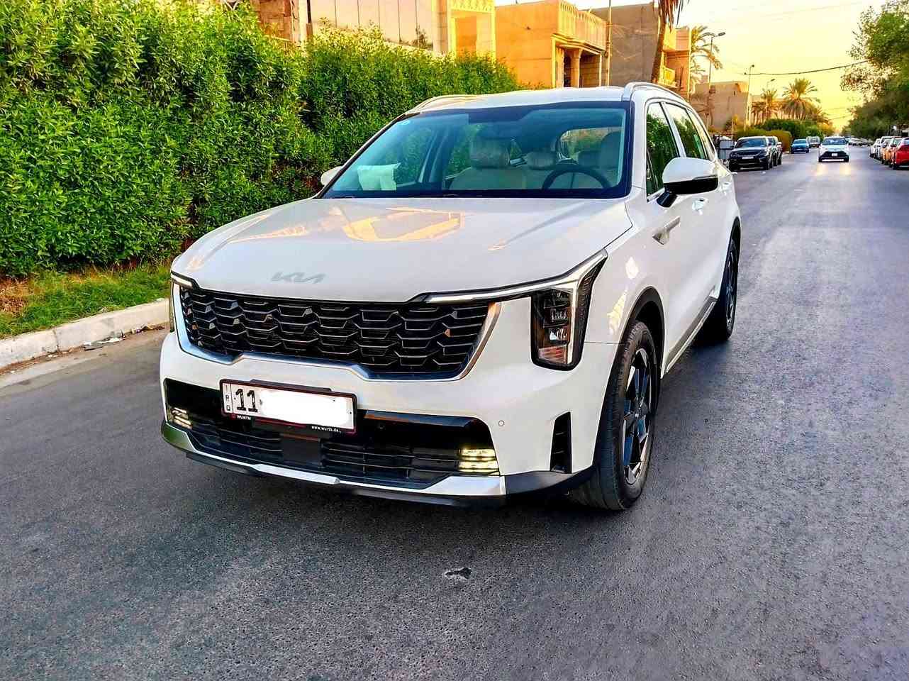 سلام عليكم سورنتو موديل 2024 خليجي مكفوله 
محرك 6 سلندر رقم بغداد بسمي تحويل ثاني يوم ماشيه 27 بعده بنايلون 
موصافات شاحن تليفون 
تشغيل عن بعد كراسي كهرباء  مدوشمه كشنات و
ارضيه  سعر 273 بيه مجال مكاني بغداد ***********
