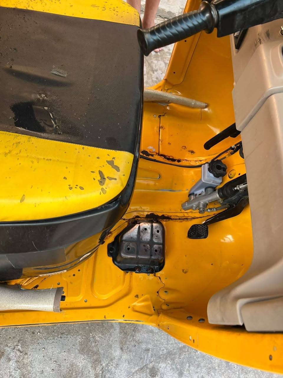 السلام عليكم تكتك للبيع موديل 2021/9 شهر التاسع رقم وسنويه بأسمي التحويل ثاني يوم تكتك مثل ماواضح بلصوره نضيفه وخيرمن الله السعر8ملاين وبيه مجال مكاني بغداد الشعب الاستفسار أكثر على هذه الرقم ***********
