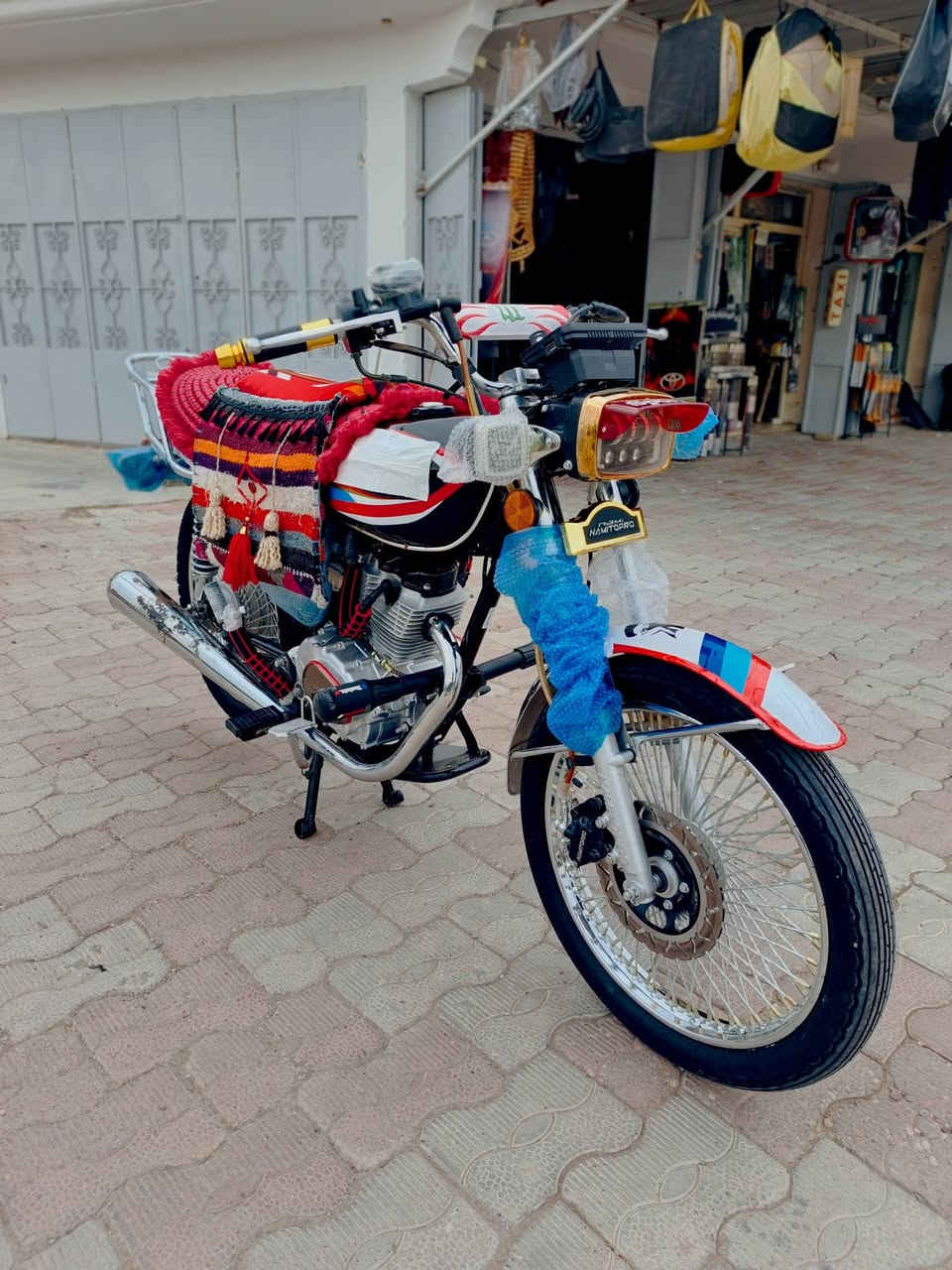 NAMI TOPRO بيع أو مراوس شعندك نزل كل نقص مابيها دراجه حيل جديد بعده عله وضع شركه شلعه معدل طلقه مديل ٢٠٢٥ سعر ٧٢٥ وبي مجال رجاءن الموشراي لاتعبني عنواني خانقين رقمي ***********

