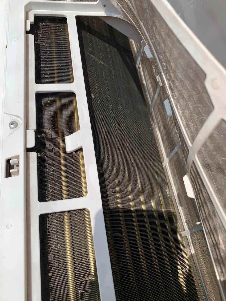 السلام عليكم سبلت نوع اوكيا طنين تدفئه تبريد مداخل تصليح ابد كامل غاز بواري ريمونت السعر400 وبي مجال  بغداد مدينة الصدر للتواصل***********
