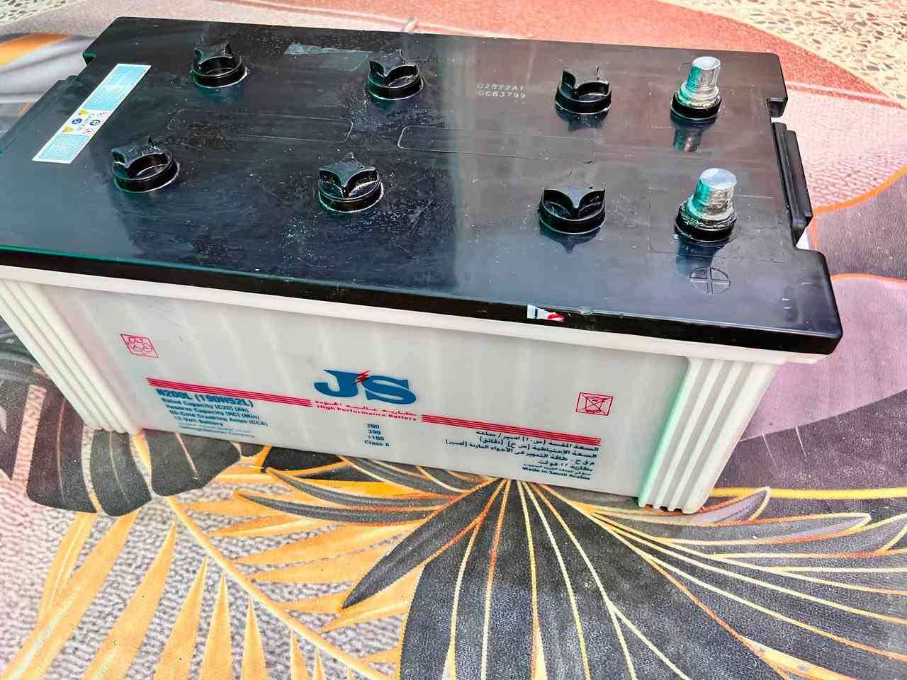 🔋 للبيع #بطارية سعودي 200 أمبير 🔋

السلام عليكم : #بطارية سعودي 200 أمبير، تم شراؤها جديدة #بالكارتون ب 285 ألف قبل فترة لاستخدامها مع العاكسة ، لكن بعد التجربة اتضح أنها غير مناسبة للعاكسة، لذلك لم تستخدم فعلياً وبقيت بحالة جيدة  . 

📌 #السعر صراحة ماعرف شگد توصل اذا شراي وتفيدك #انطي سعر وأرجو عدم كسر سعرها . 
 + التفضل على الخاص او الاتصال 
***********
