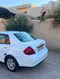 نيسان فيرسا • ٢٠٠٩