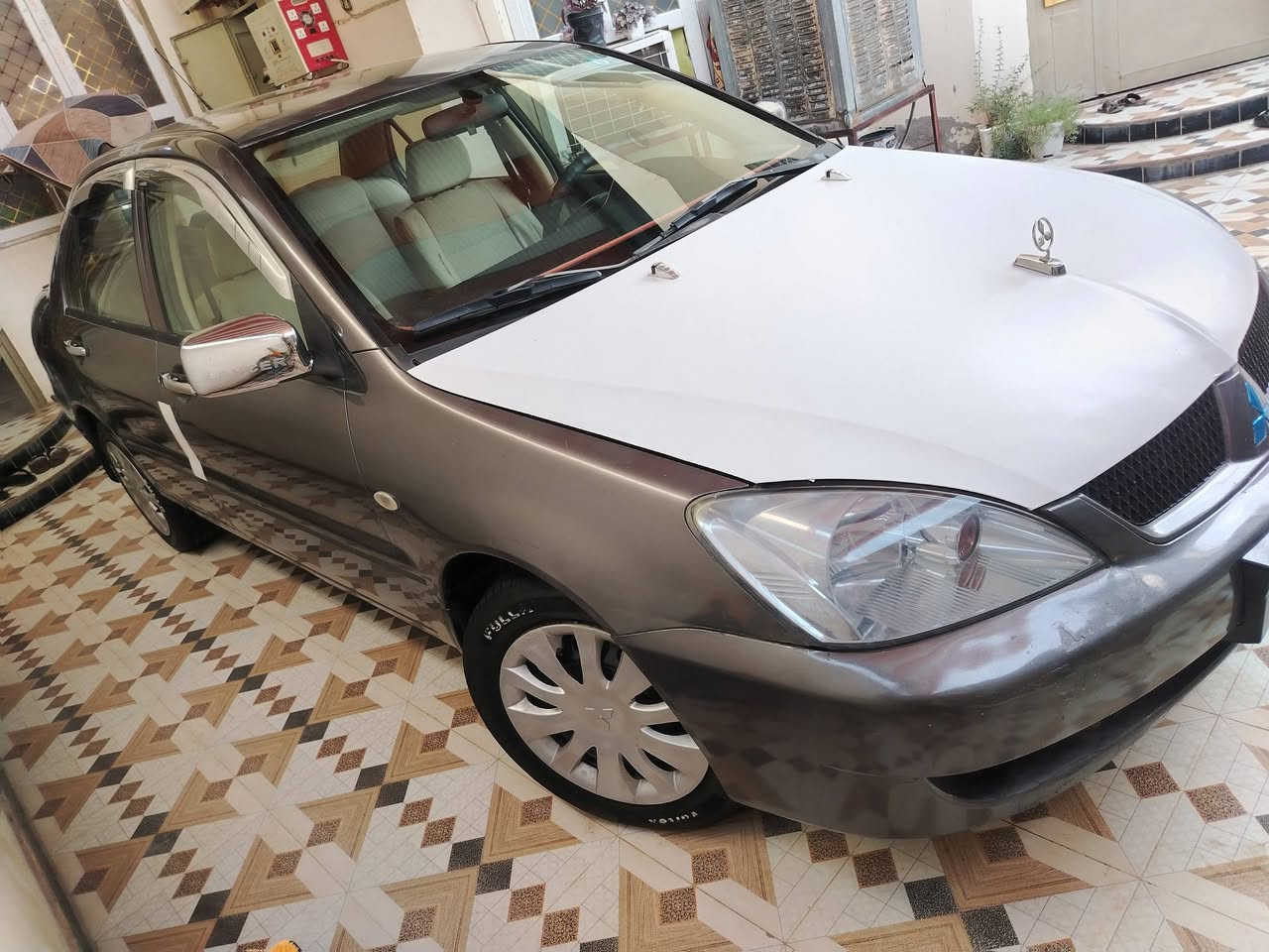 لانسر • ٢٠١٠ • رقم ديالى