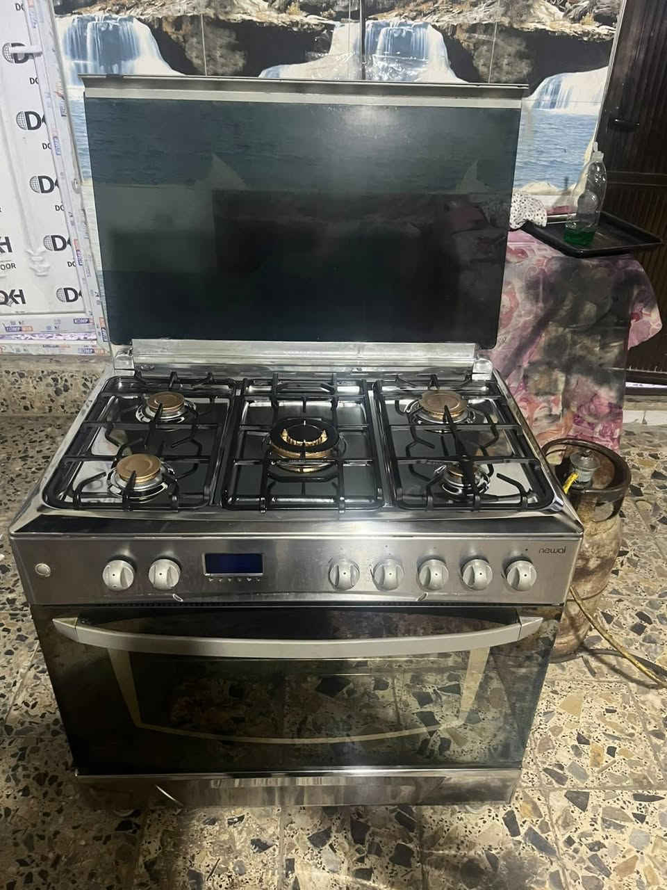 طباخ • جيرمني ايطالي • ٦٠×٩٠