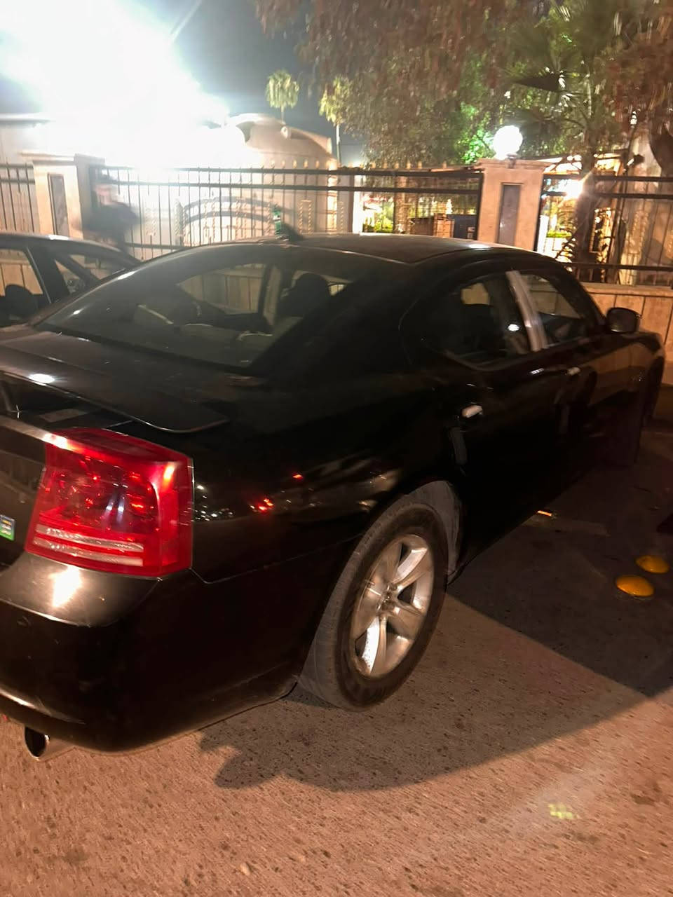 إسلام عليكم 

دوج جارجر أمريكي

 سياره 6 اسلندر 

محرك 3500

موديل 2007

تبريد ثلج 🧊 

البيع نقد 
 الموصل جانب الأيسر 
***********

