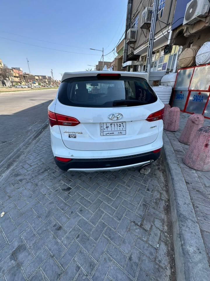 للبيع سنتافيا ١٥ محرك ٤ سلندر جي دي اي وارد امريكي ماشية 140 ابيع حزام السونار موجود بل صور رقم بغداد ب اسمي السعر 125 وبيهة مجال
***********
