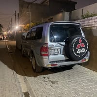 باجيرو للبيع موديل2007 تبريد شغال سعر75 وبيها مجال عنوان بغداد 0770887...